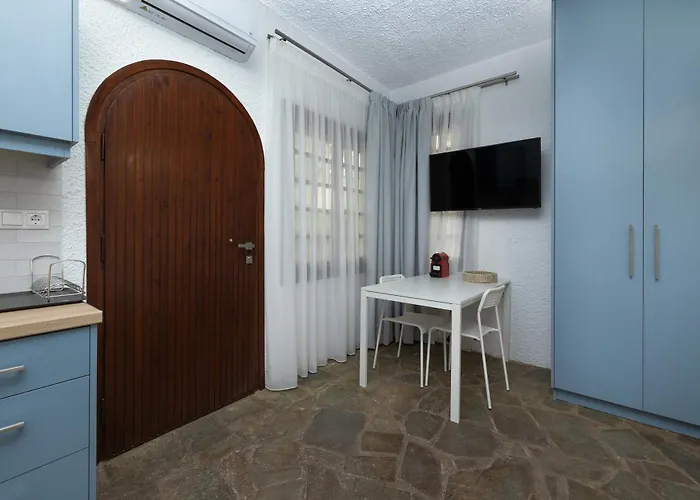 Potnia خيرسونِسوس