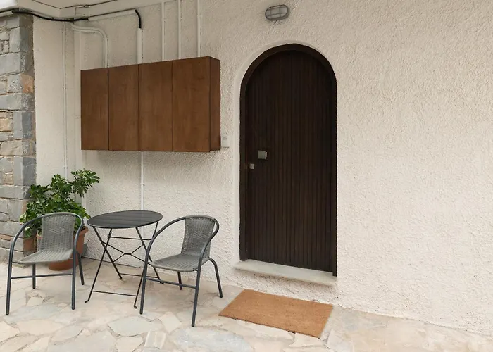 Potnia * Χερσόνησος